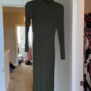 Great body con dress only worn once.